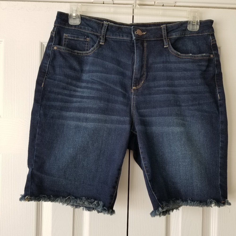 Ladies shorts